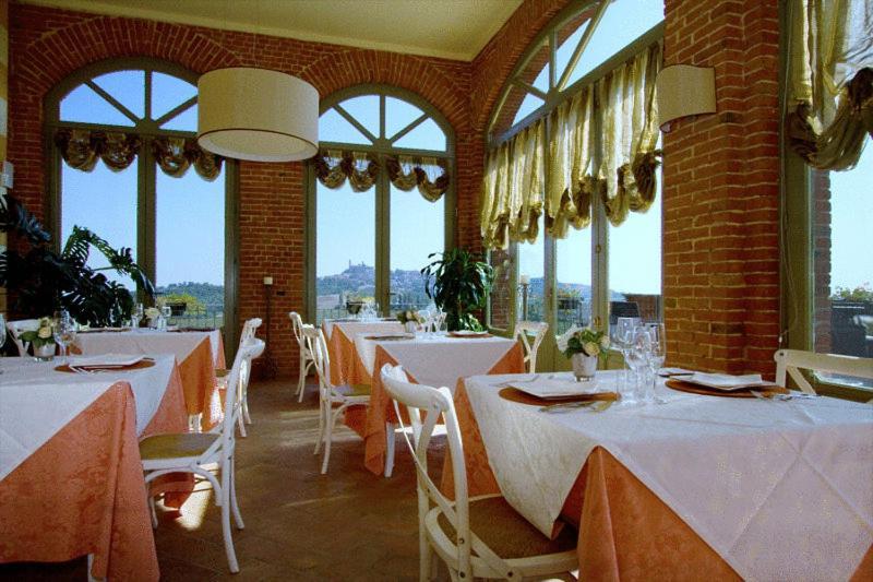 Villa Morneto Vignale 外观 照片