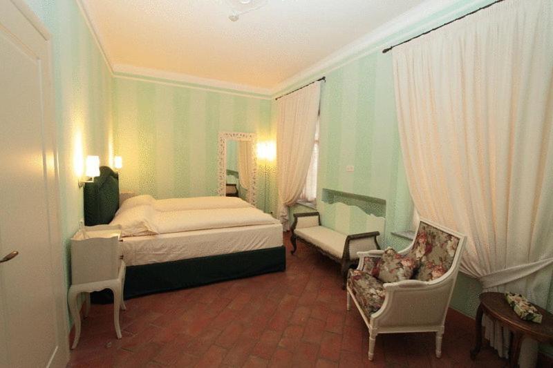 Villa Morneto Vignale 客房 照片